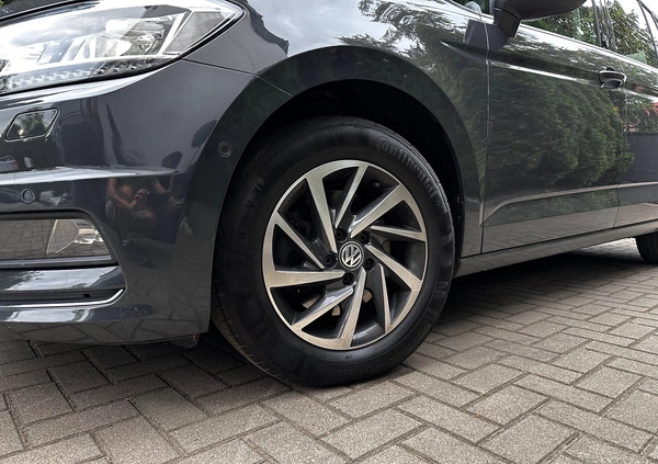 Volkswagen Touran cena 79800 przebieg: 133780, rok produkcji 2018 z Grodków małe 742